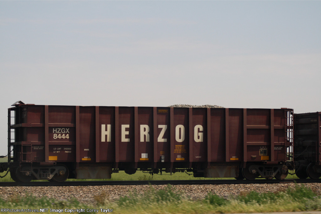 HZGX 8444